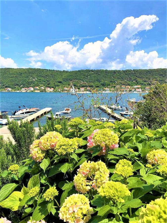 Apartments With Boat Mooring Marija スペタルスカ・ドラガ エクステリア 写真