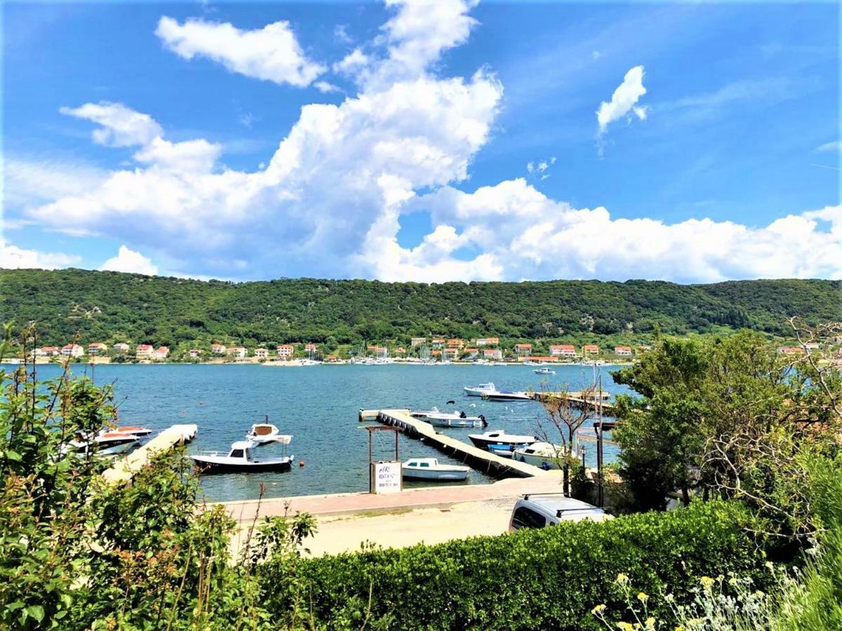 Apartments With Boat Mooring Marija スペタルスカ・ドラガ エクステリア 写真